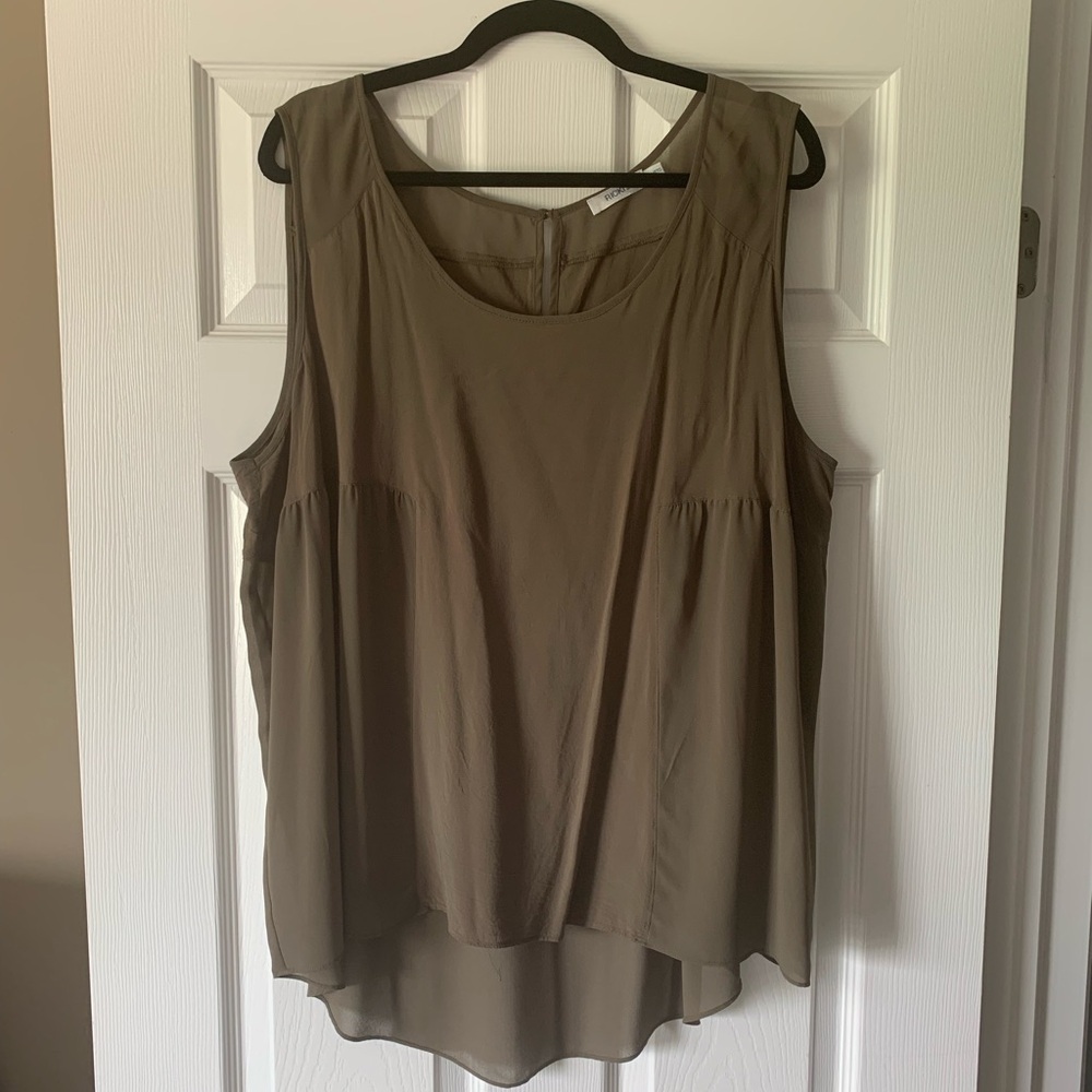 Ricki's Sleeveless Tank Top